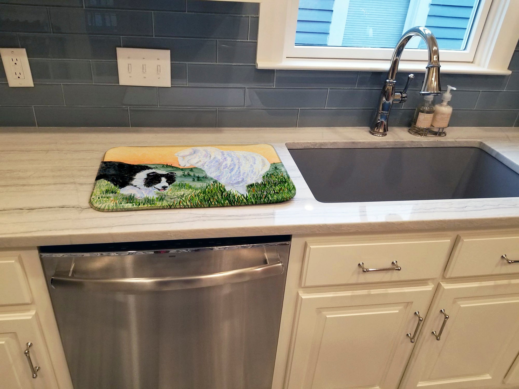 Border Collie Dish Drying Mat Absorbent Dish Drying Mat Pad for Kitchen Counter Dish Drainer Mat for Countertop, 14 x 21", Multicolor