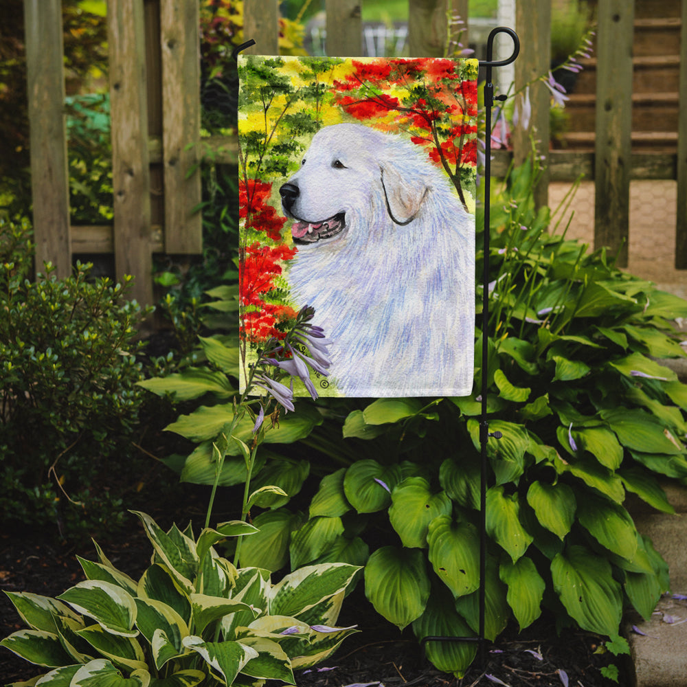 Great Pyrenees Garden Flag Mailbox Decorative Yard Banner Outside Patio Artwork for Flower Beds, Garden Size, Multicolor