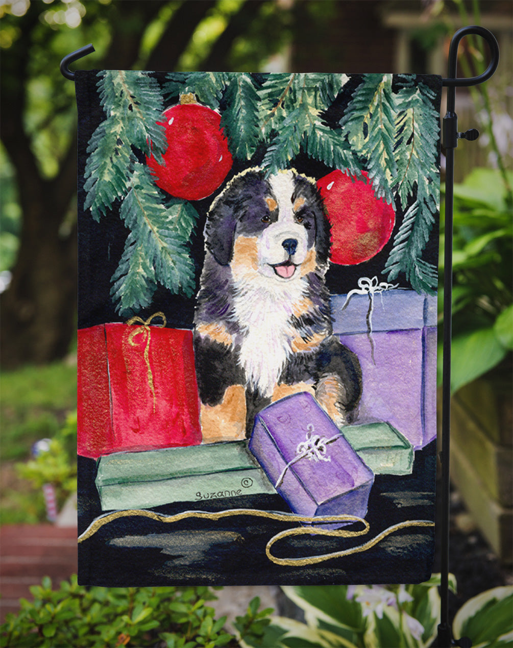 Bernese Mountain Dog Garden Flag Mailbox Decorative Yard Banner Outside Patio Artwork for Flower Beds, Garden Size, Multicolor