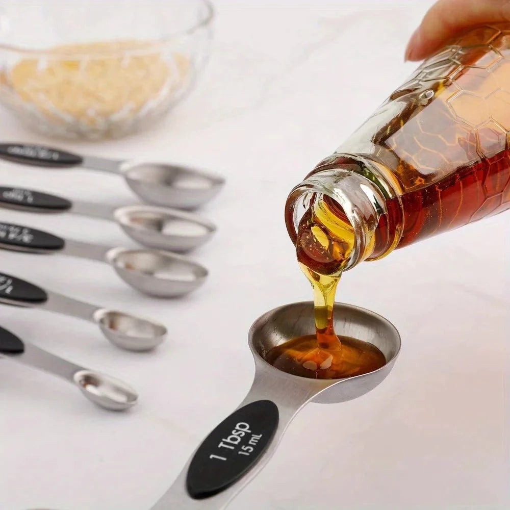 Magnetix Spoons – Stick Together, Measure Better!