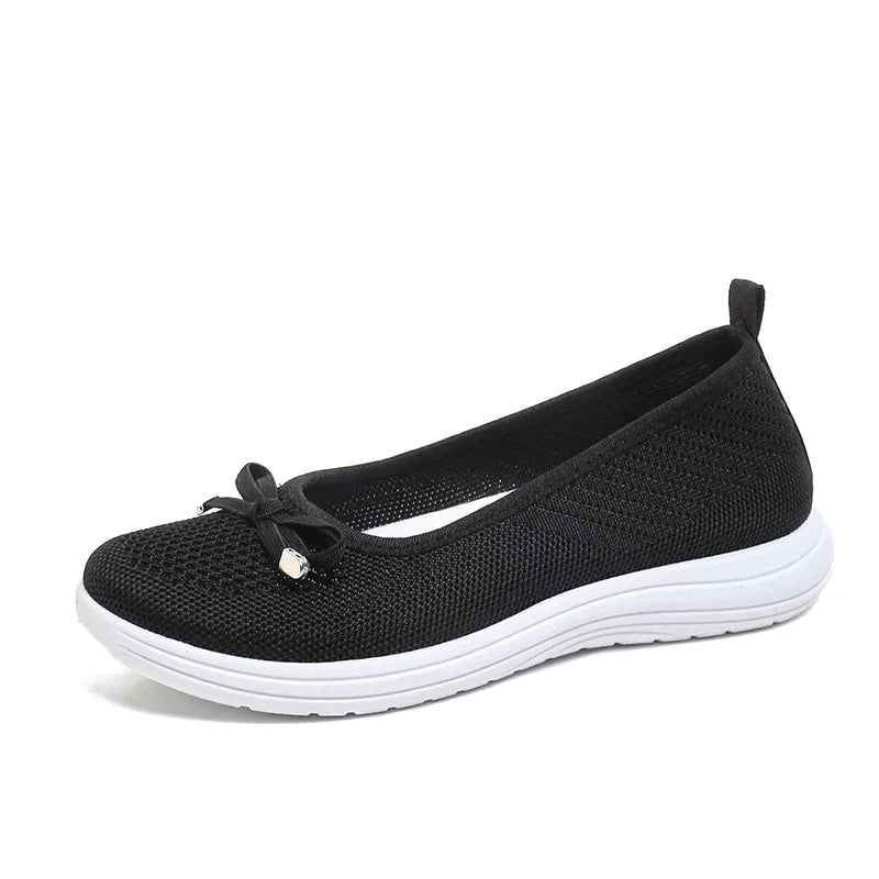 Women's Breathable Mesh Flat Shoes, Decorated with a Bow, Are Lightweight and Comfortable, Perfect for Mom Shoes.