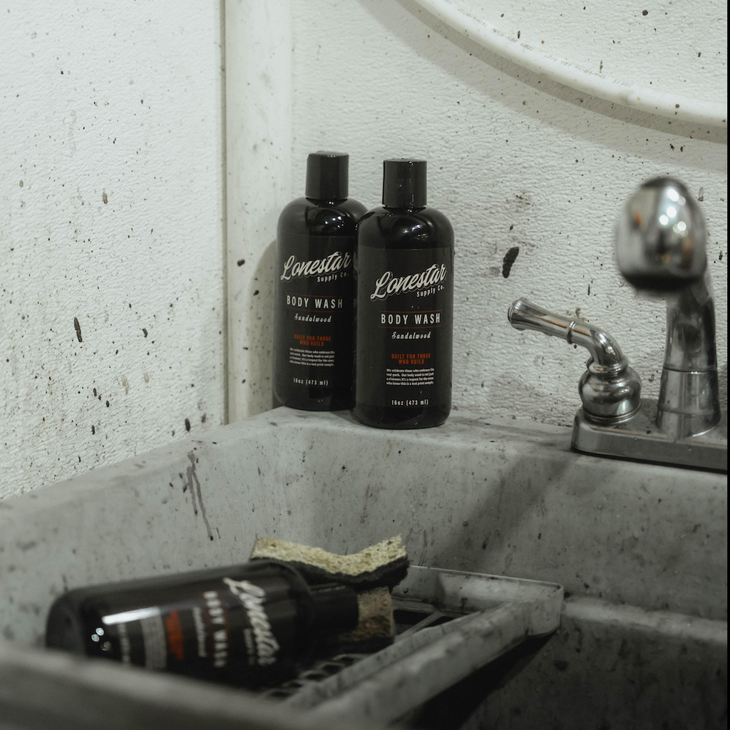 Lonestar™ Supply Co Heavy-Duty Body Wash & Hand Cleaner – Removes Grease, Oil, Dirt & Odors – For Mechanics, Welders, Construction Workers & Tradesmen – Sandalwood – 2 Pack (16 oz Each)