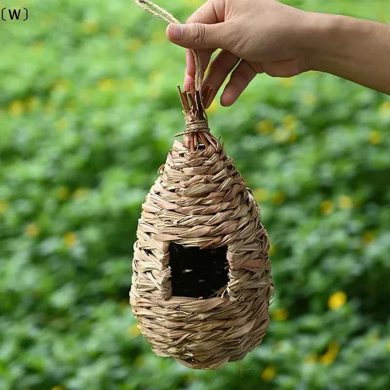 〔W〕Birds Nest Outdoor Hand-weaved Decorative Bird House Bird Cage Shelter Weaved Hanging Parrot Nest Creative Handmade Bird Cage