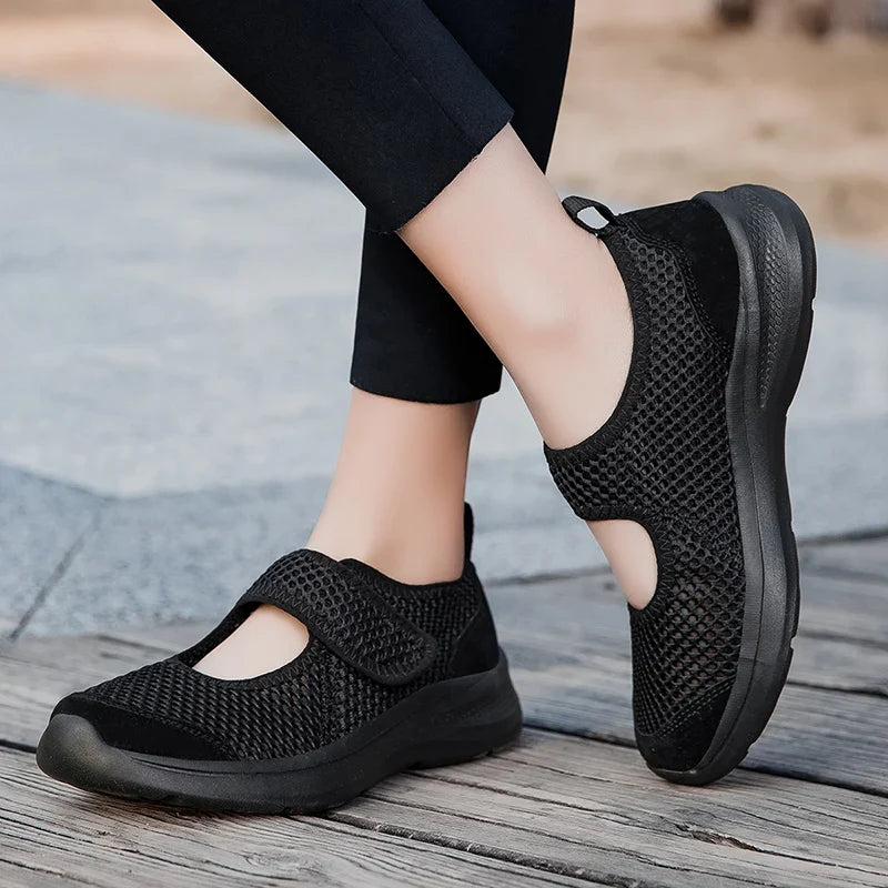 Fashion Women Shoes Platform Lightweight Walking Lazy Loafers Summer Breathable Outdoor Fitness Walking Casual Mesh Sports Shoes