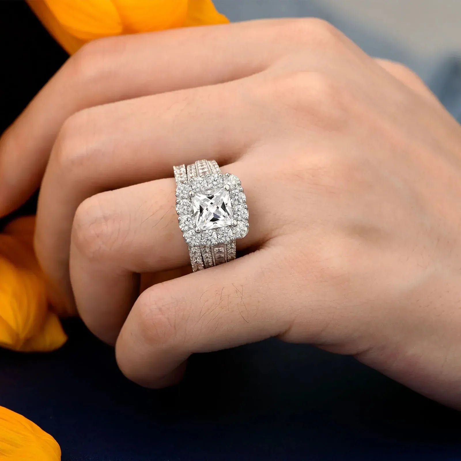 Silver Moissanite VVS1 Diamond Wedding Ring Set.