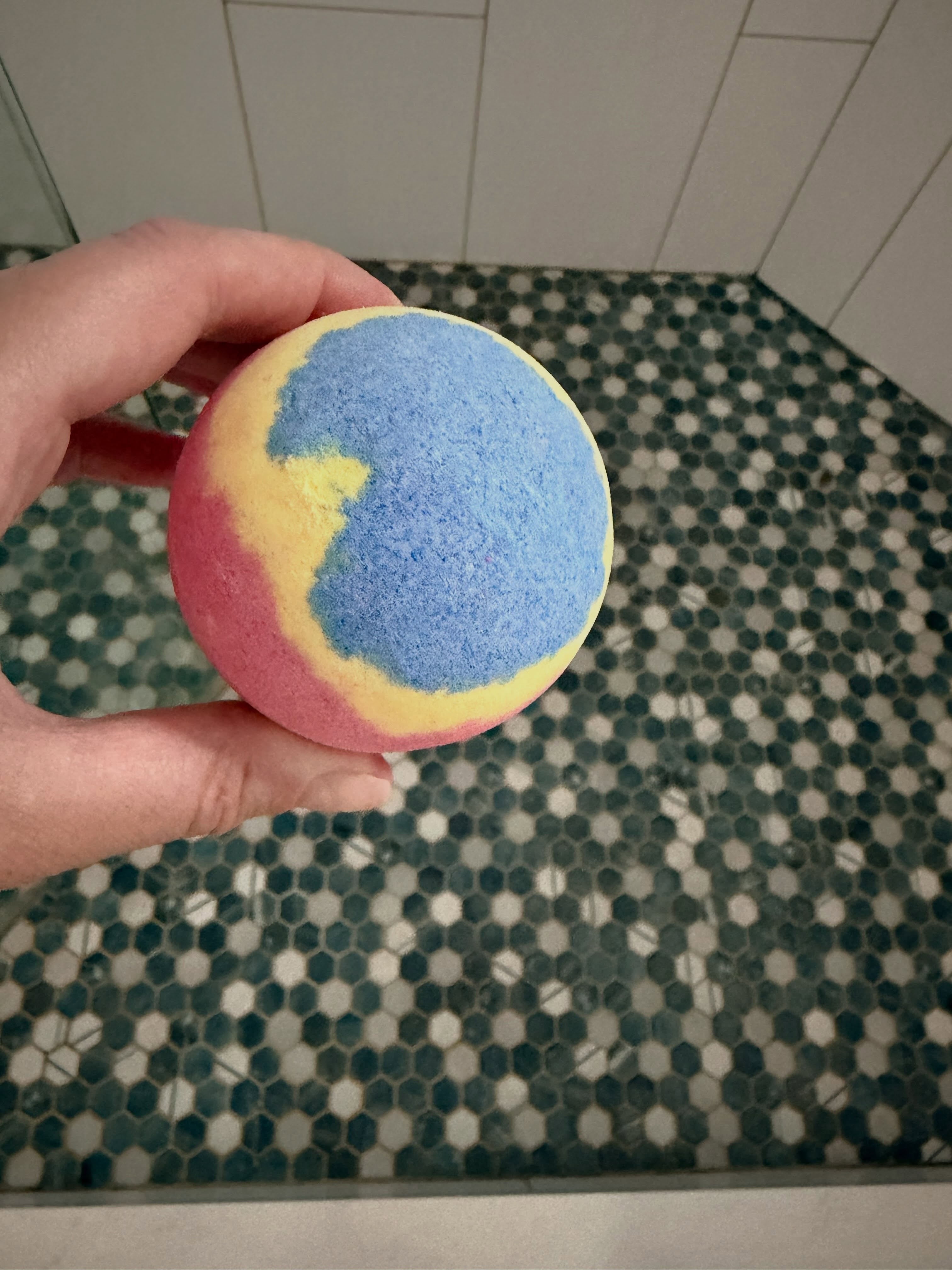 EvolutionUSA 1pc Epic Superhero Bath Bombs for Kids
