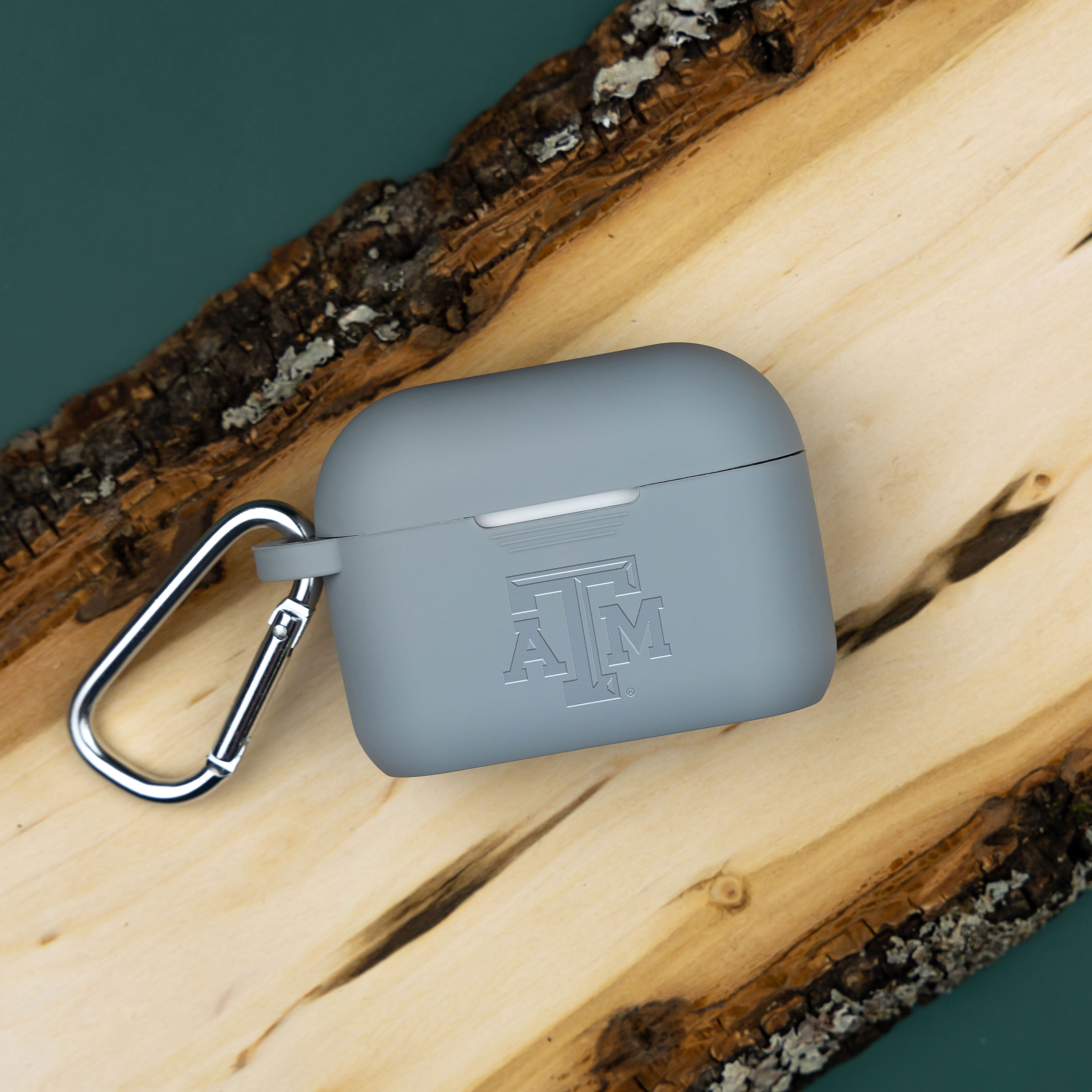 Texas A&M Aggies Engraved AirPods Pro 1 & 2 Case Cover