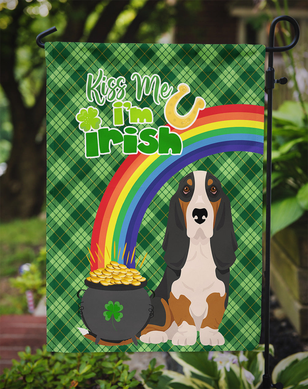 Black Tricolor Basset Hound St. Patrick's Day Garden Flag Mailbox Decorative Yard Banner Outside Patio Artwork for Flower Beds, Garden Size, Multicolor