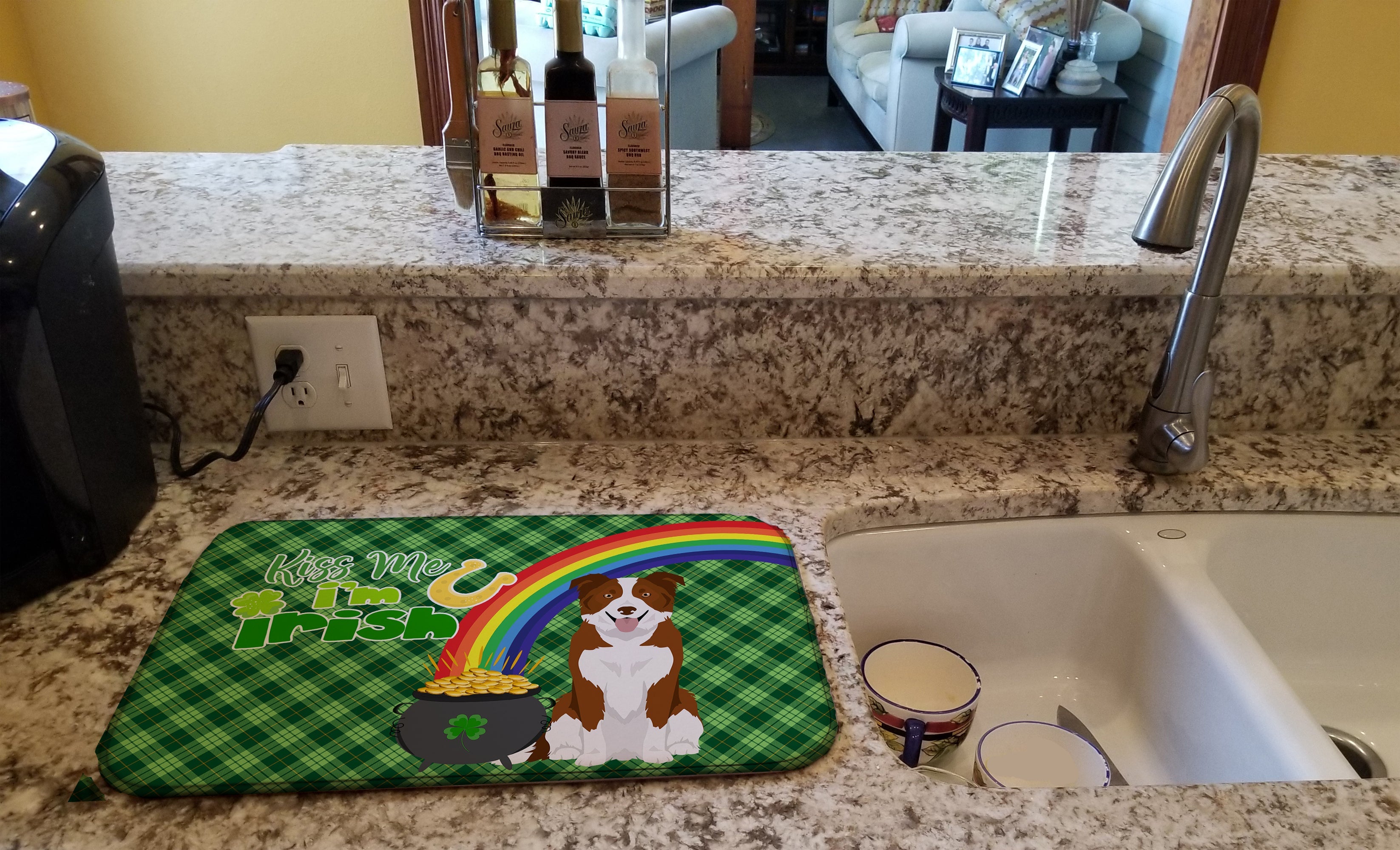 Red and White Border Collie St. Patrick's Day Dish Drying Mat Absorbent Dish Drying Mat Pad for Kitchen Counter Dish Drainer Mat for Countertop, 14 x 21", Multicolor
