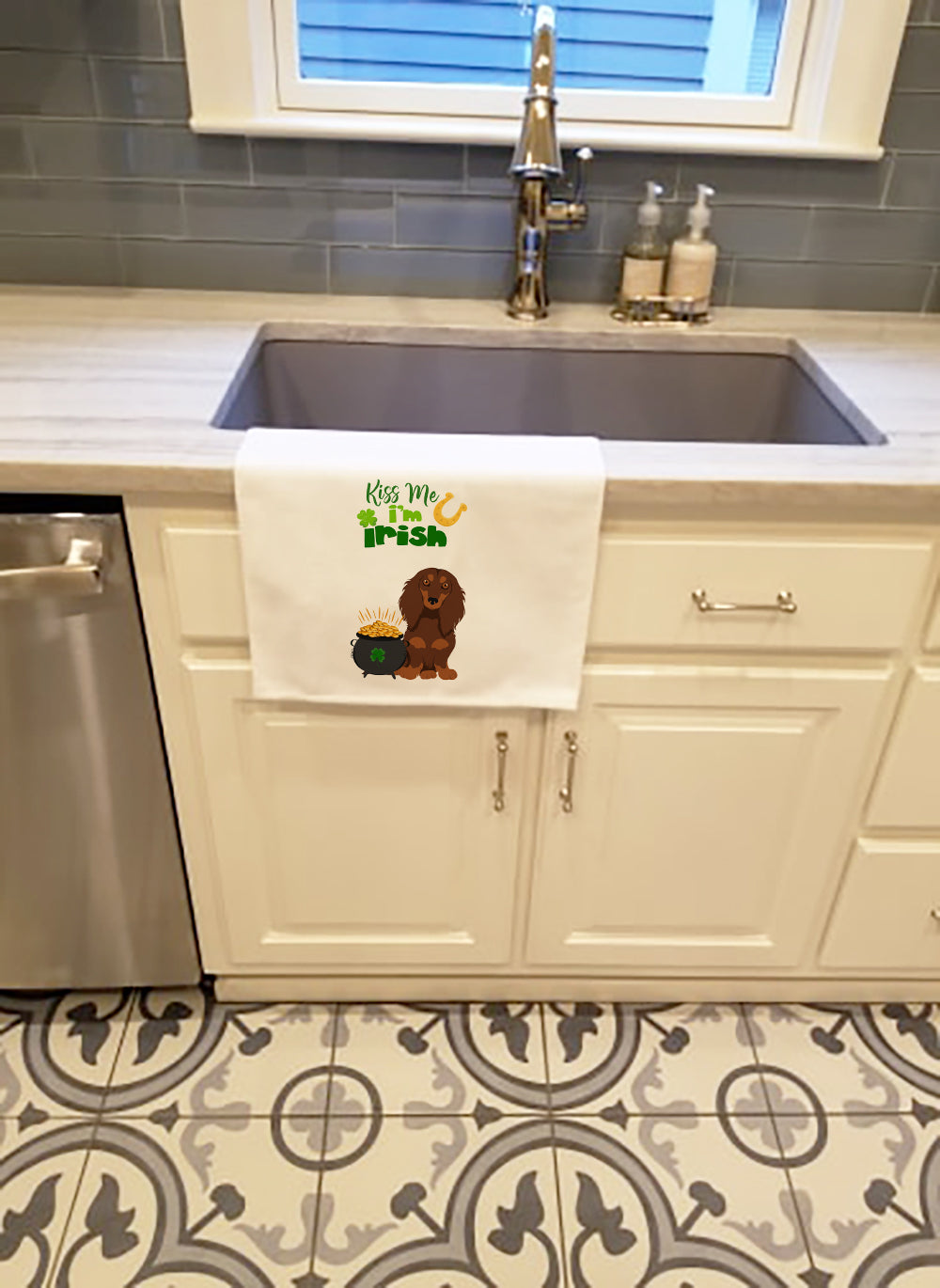 Longhair Chocolate and Tan Dachshund St. Patrick's Day Kitchen Towel Set of 2 White Dish Towels Decorative Bathroom Hand towel for Hand, Face, Hair, Yoga, Tea, Dishcloth, 19 X 28", White