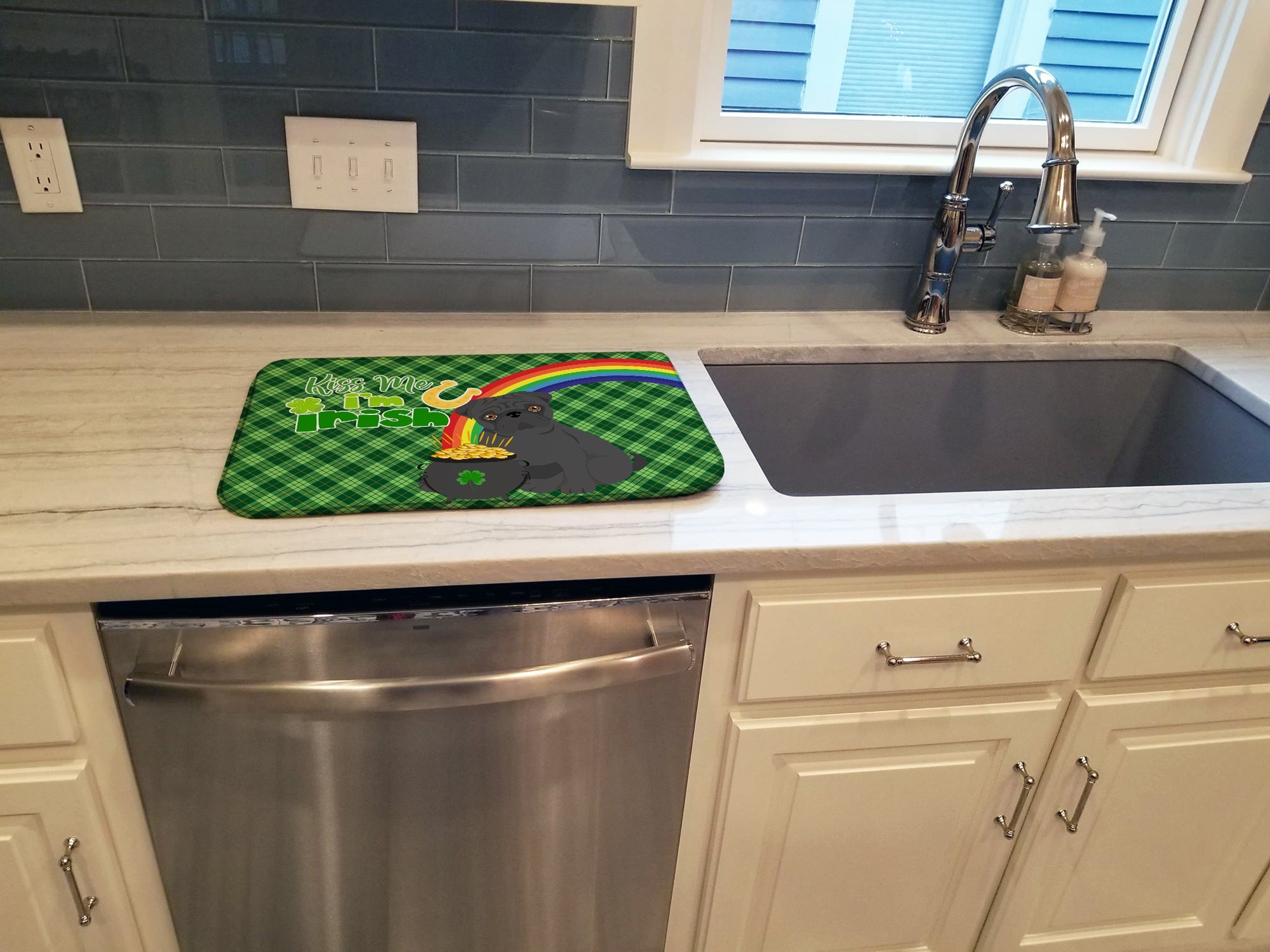Black Pug St. Patrick's Day Dish Drying Mat Absorbent Dish Drying Mat Pad for Kitchen Counter Dish Drainer Mat for Countertop, 14 x 21", Multicolor