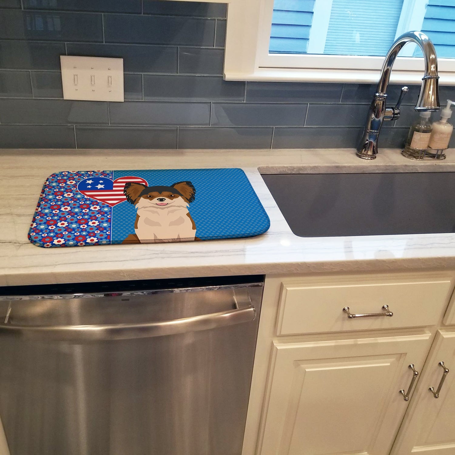 Longhaired Black and Red Chihuahua USA American Dish Drying Mat Absorbent Dish Drying Mat Pad for Kitchen Counter Dish Drainer Mat for Countertop, 14 x 21", Multicolor