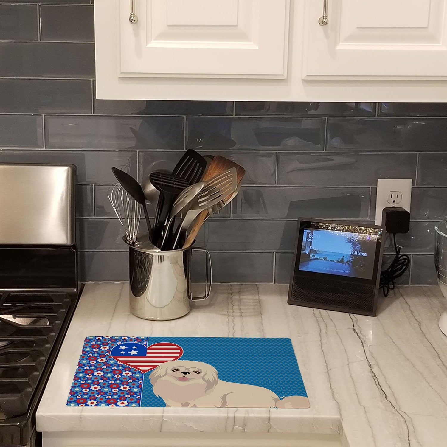 White Pekingese USA American Cutting Board Tempered Glass Kitchen Cutting Surface, Heat Resistant Chopping, Non-Slip Feet, Food Prep & Serving