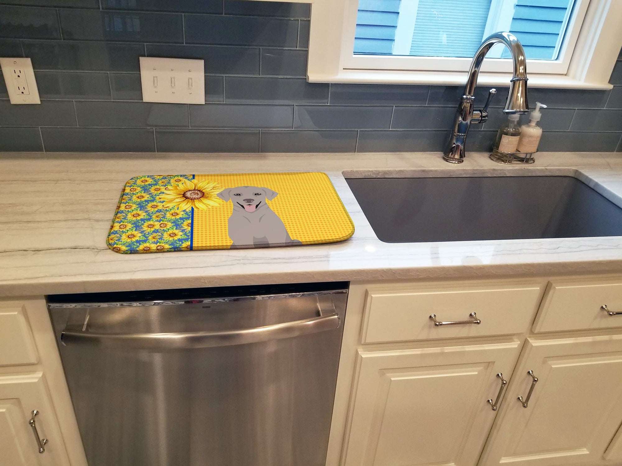 Summer Sunflowers Gray Labrador Retriever Dish Drying Mat Absorbent Dish Drying Mat Pad for Kitchen Counter Dish Drainer Mat for Countertop, 14 x 21", Multicolor