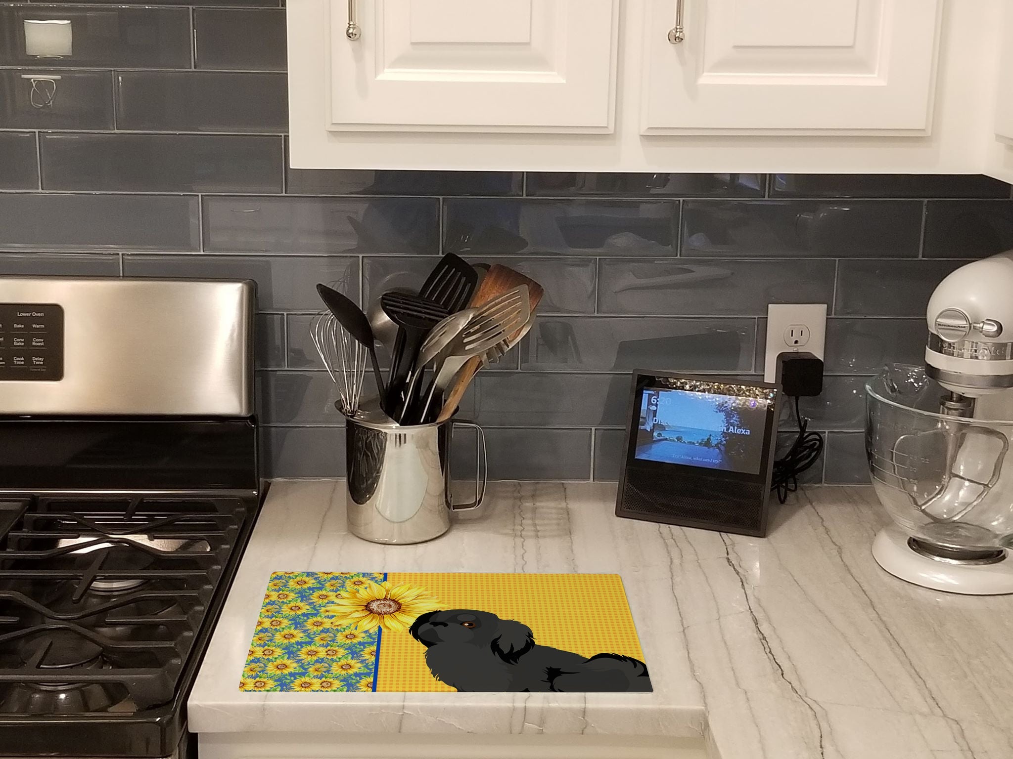 Summer Sunflowers Black Pekingese Cutting Board Tempered Glass Kitchen Cutting Surface, Heat Resistant Chopping, Non-Slip Feet, Food Prep & Serving