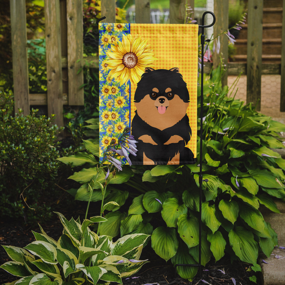 Summer Sunflowers Black and Tan Pomeranian Garden Flag Mailbox Decorative Yard Banner Outside Patio Artwork for Flower Beds, Garden Size, Multicolor