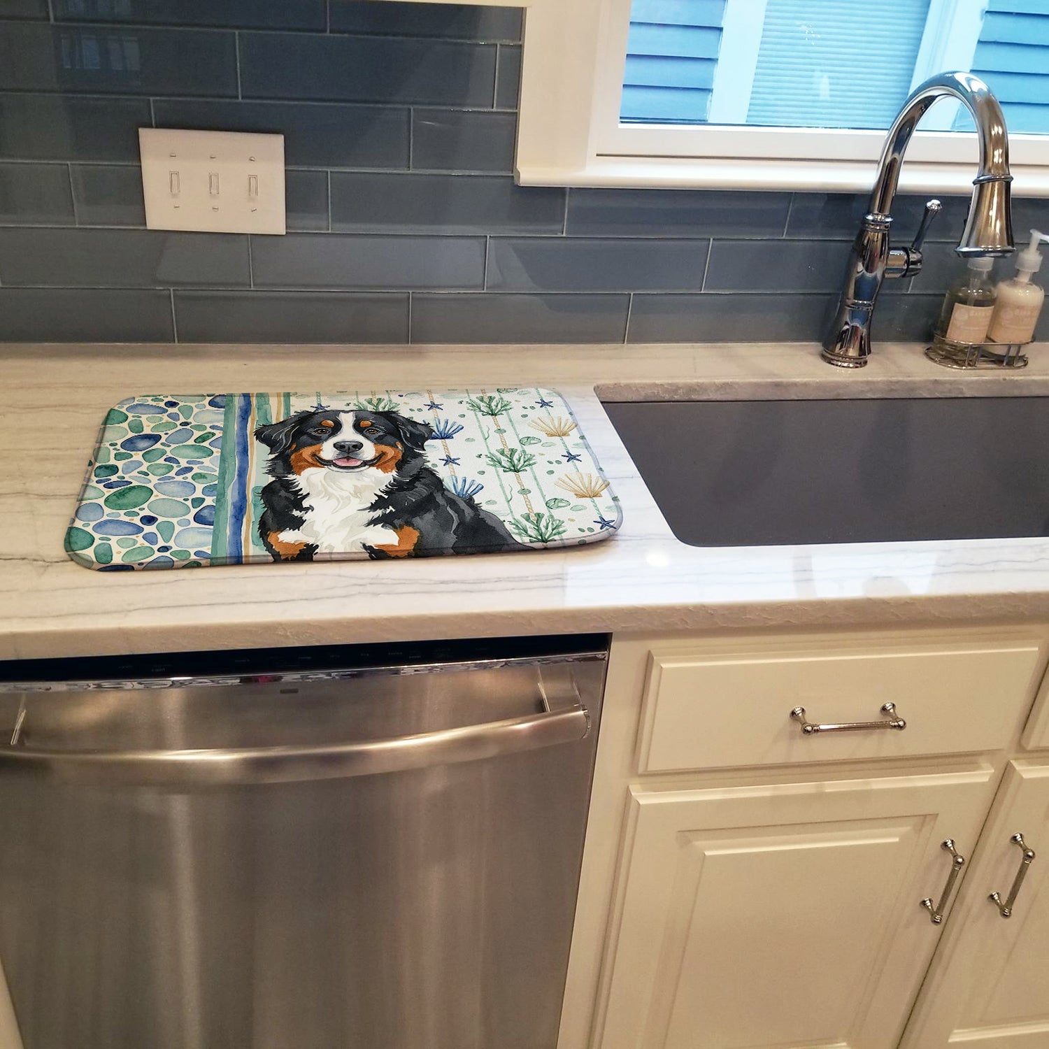 Bernese Mountain Dog Coastal Sea Glass Dish Drying Mat Absorbent Dish Drying Mat Pad for Kitchen Counter Dish Drainer Mat for Countertop, 14 x 21", Multicolor