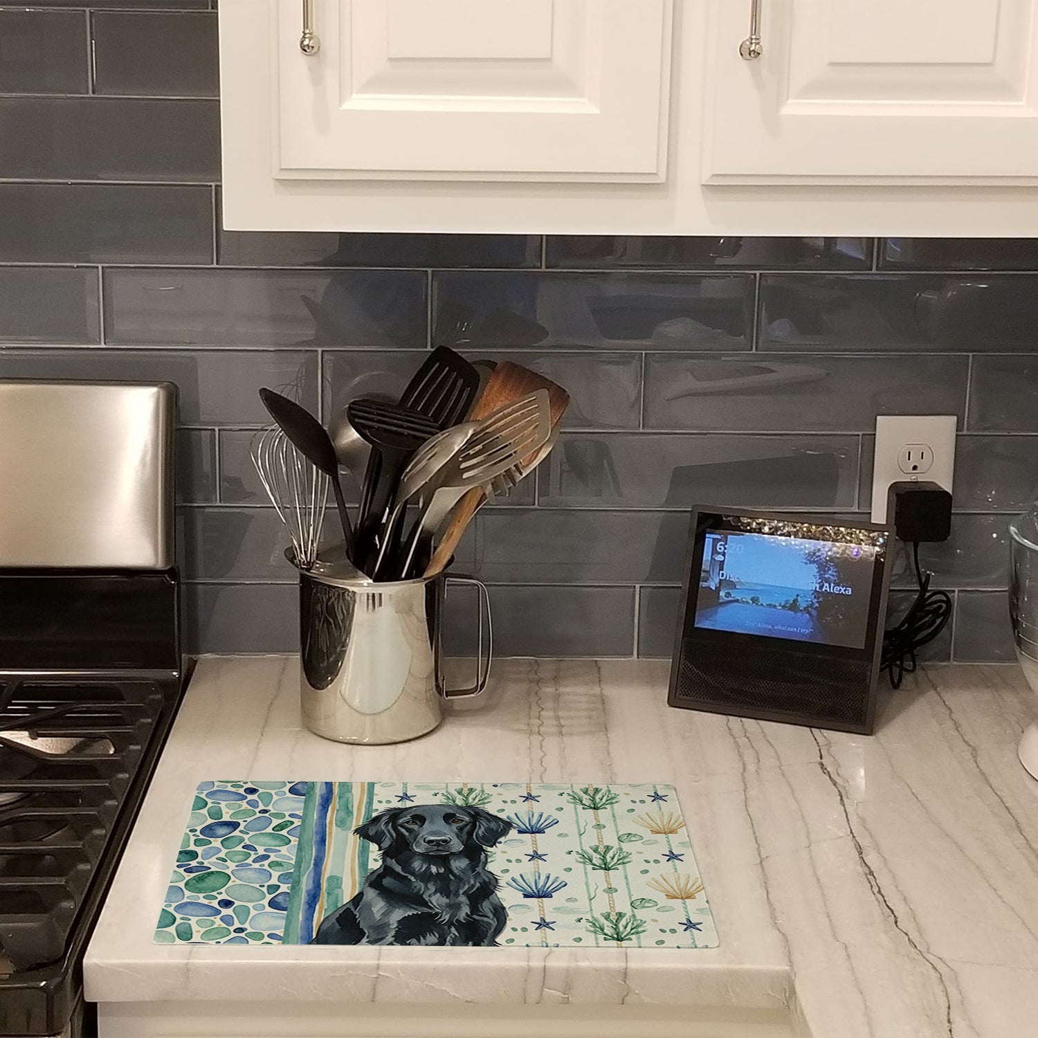Black Flat-Coated Retriever Coastal Sea Glass Cutting Board Tempered Glass Kitchen Cutting Surface, Heat Resistant Chopping, Non-Slip Feet, Food Prep & Serving