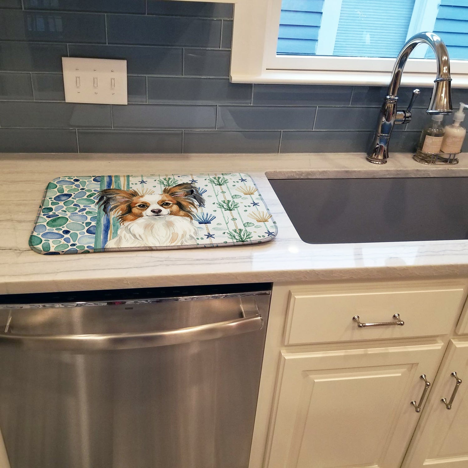 White with Sable Papillon Coastal Sea Glass Dish Drying Mat Absorbent Dish Drying Mat Pad for Kitchen Counter Dish Drainer Mat for Countertop, 14 x 21", Multicolor