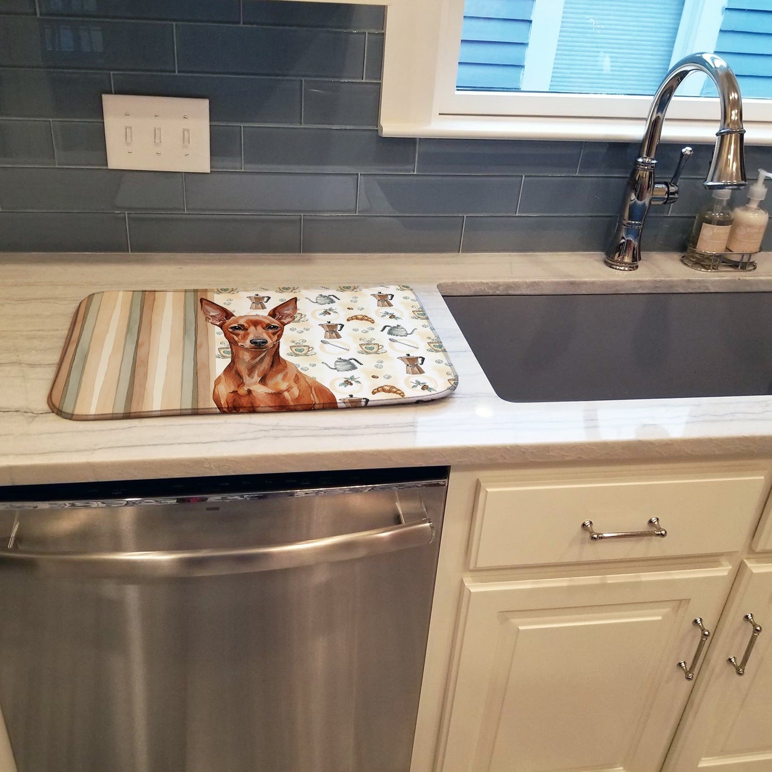 Red Miniature Pinscher Min Pin Coffee Bar Dish Drying Mat Absorbent Dish Drying Mat Pad for Kitchen Counter Dish Drainer Mat for Countertop, 14 x 21", Multicolor