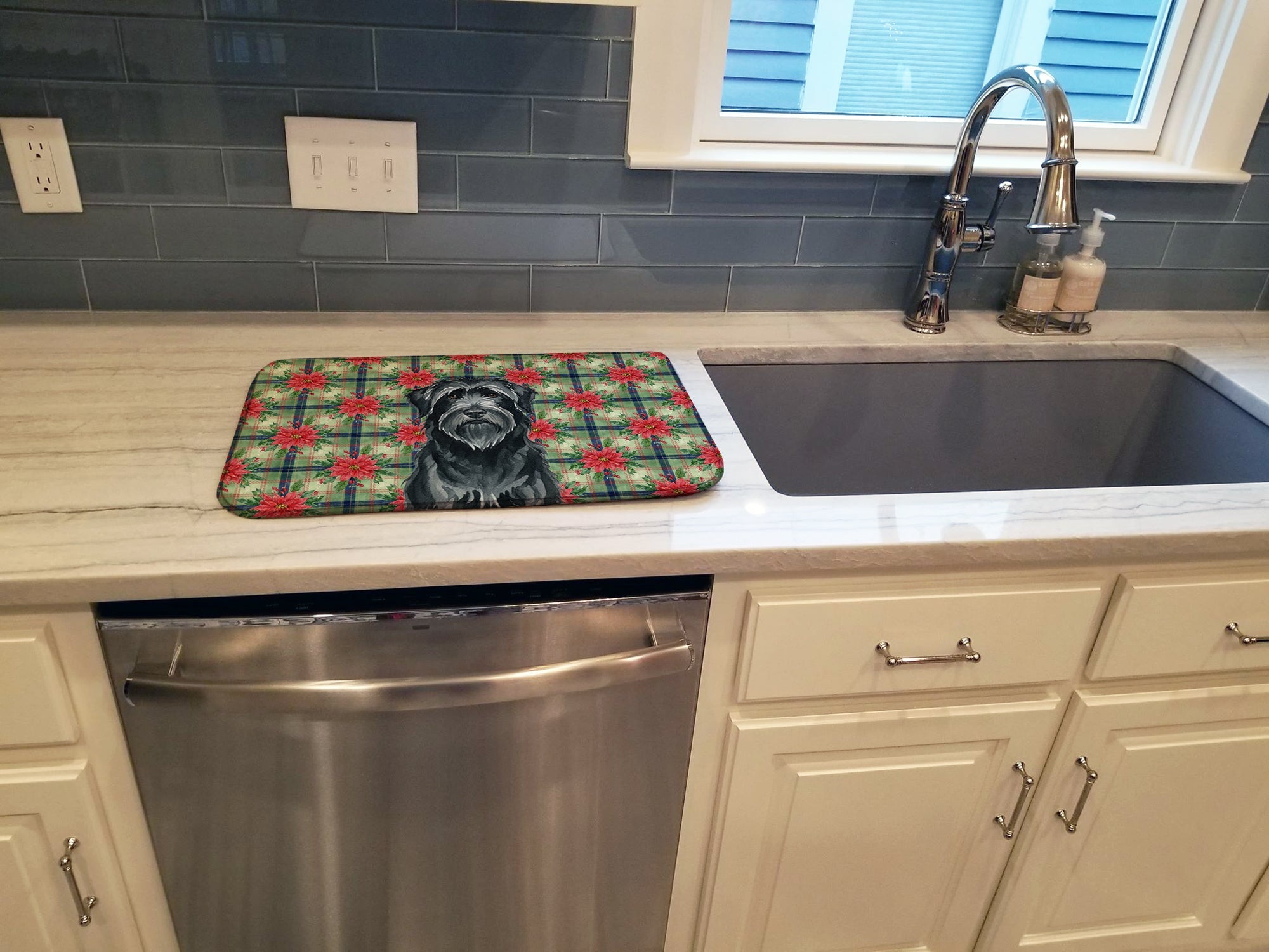 Black Briard Christmas PoinsettIas Dish Drying Mat Absorbent Dish Drying Mat Pad for Kitchen Counter Dish Drainer Mat for Countertop, 14 x 21", Multicolor