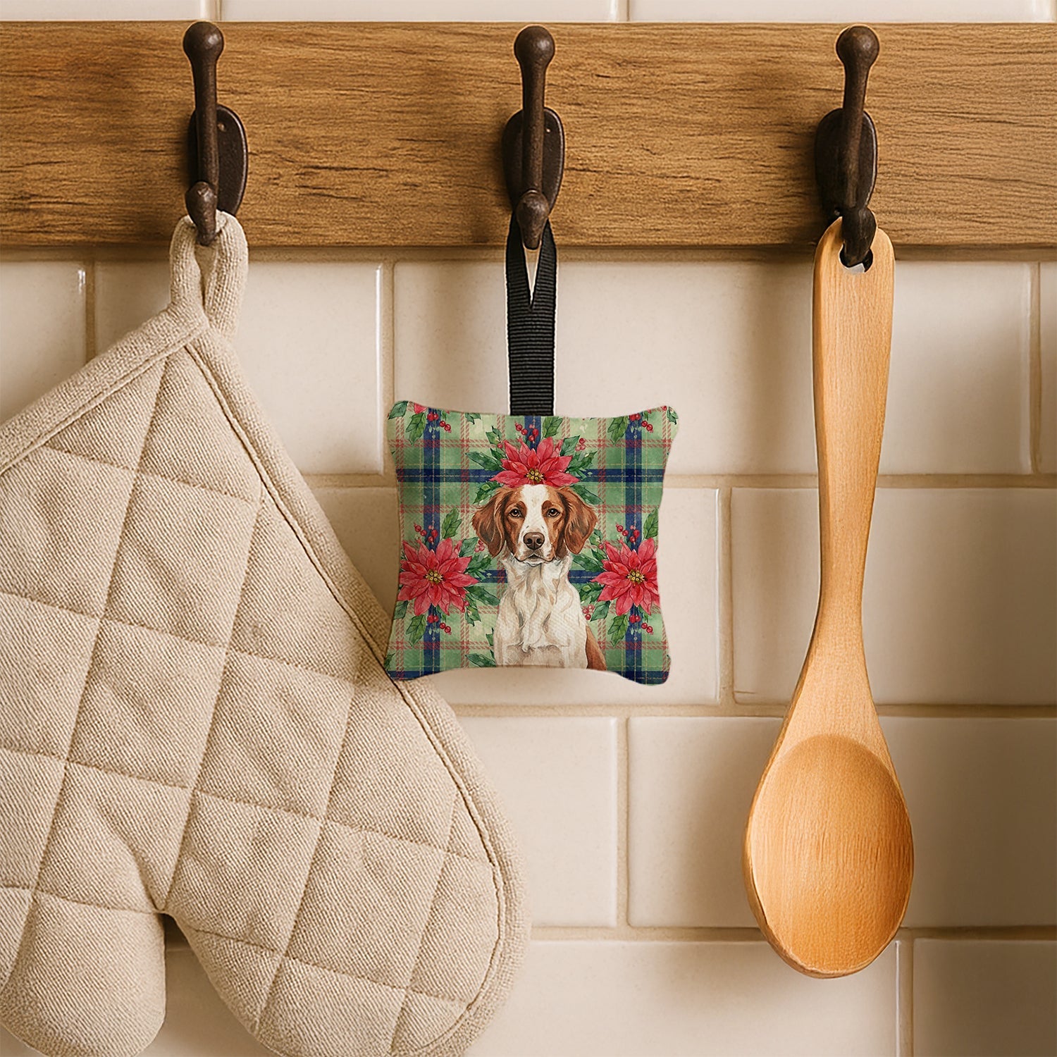Liver and White Brittany Christmas PoinsettIas Hanging Square Fabric Ornament 3.5 � 3.5 Decorative Door-Knob & Tree Hanger, Soft Fabric