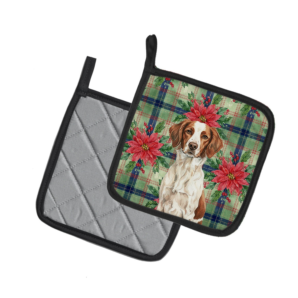 Liver and White Brittany Christmas PoinsettIas Pot Holder Set of 2 Heat Resistant Quilted Hot Pads 7.5 x 7.5 Inch, Insulated Kitchen Trivets for Cooking & Baking