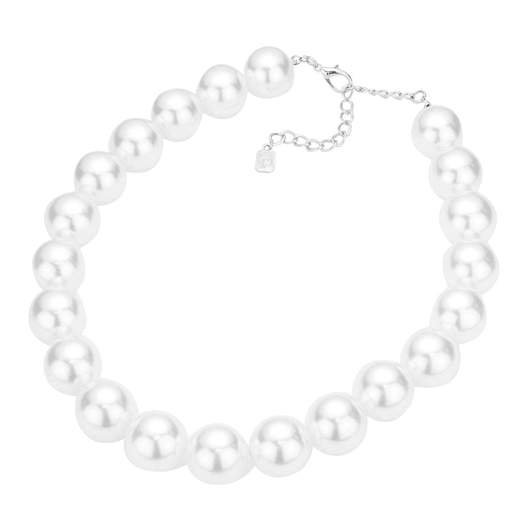 Oversized Pearl Necklace