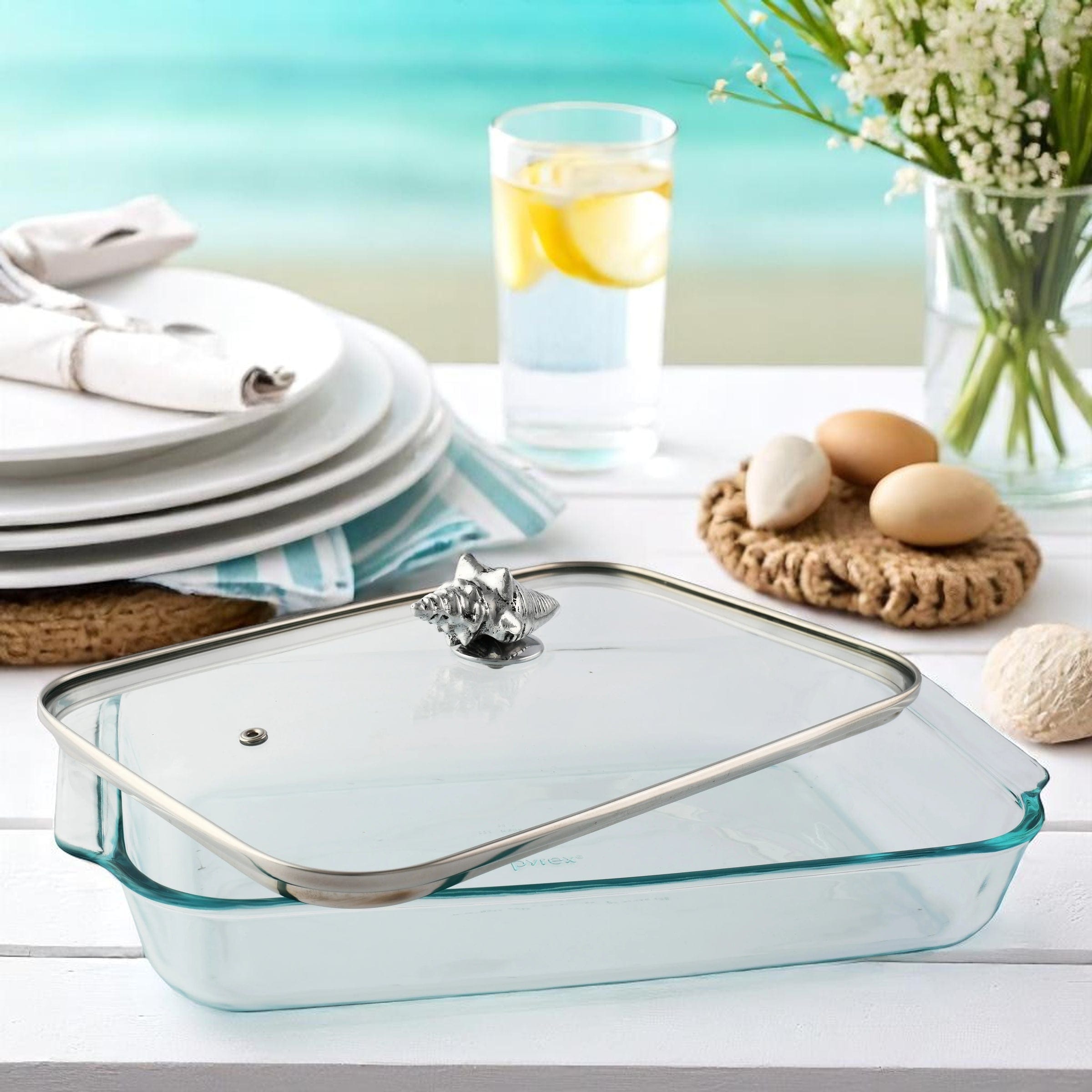 Shell Lid with Pyrex 3 quart Baking Dish