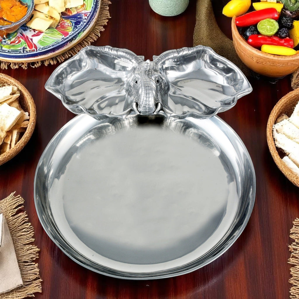 Elephant 14 Round Chip & Dip