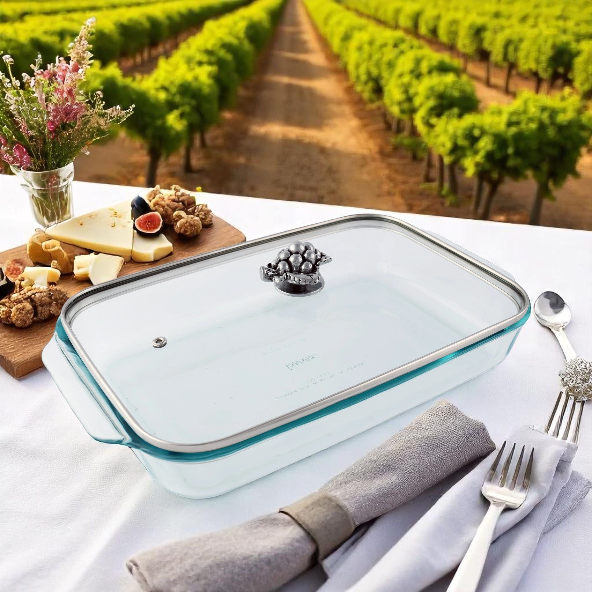Grape Lid with Pyrex 3 quart Baking Dish