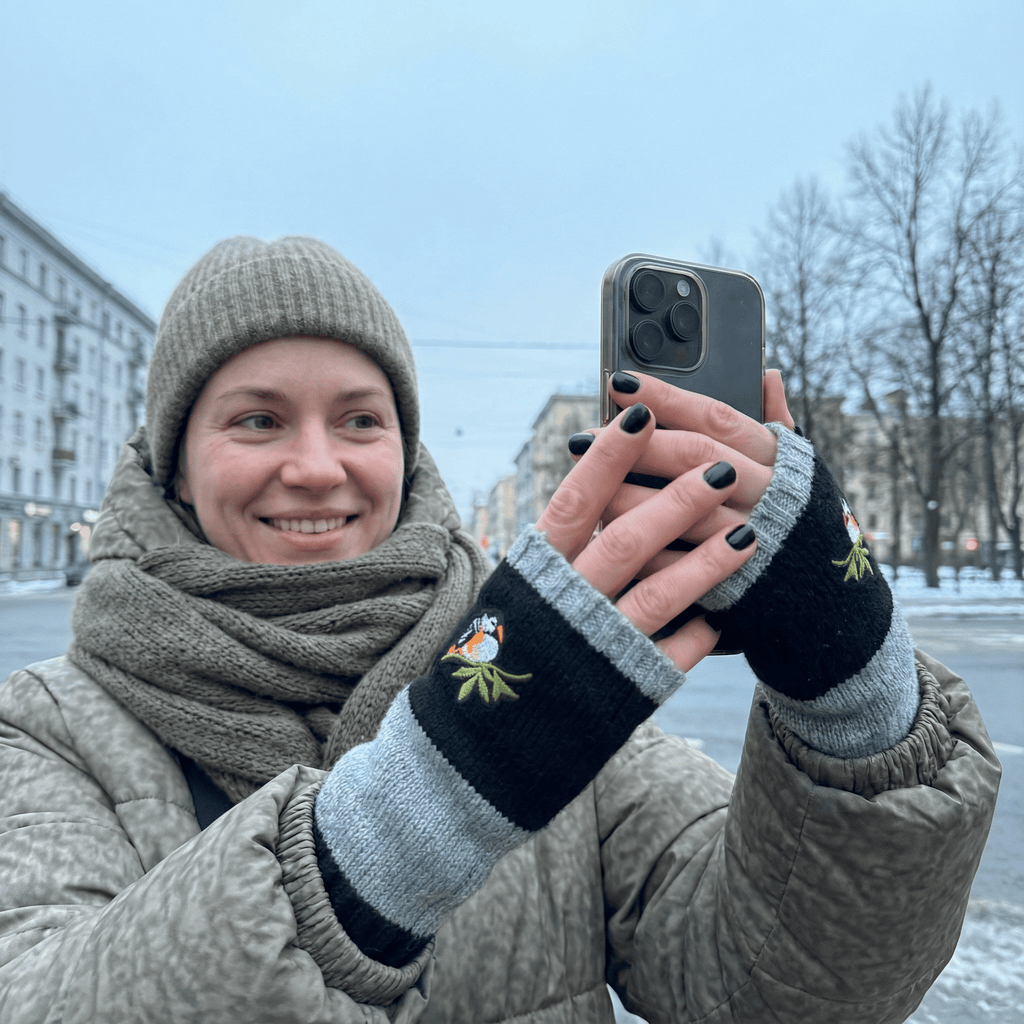 Bird Applique Arm Warmers | Fingerless Gloves in Black, Pink, or Green - PhishStones Products