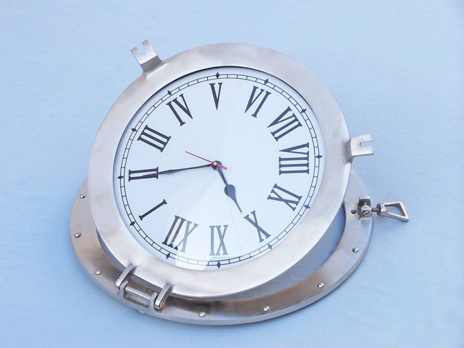 Brushed Nickel Deluxe Class Porthole Clock 17""