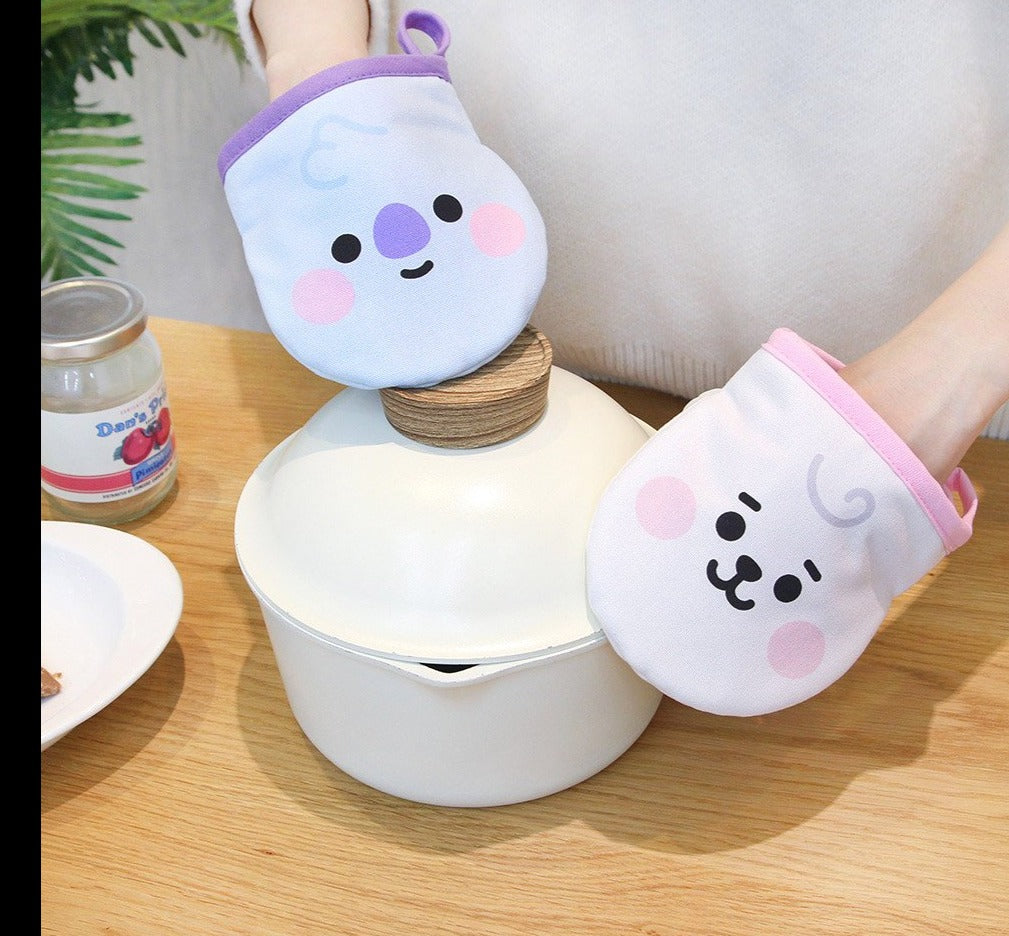 BTS x BT21 Baby Kitchen Glove