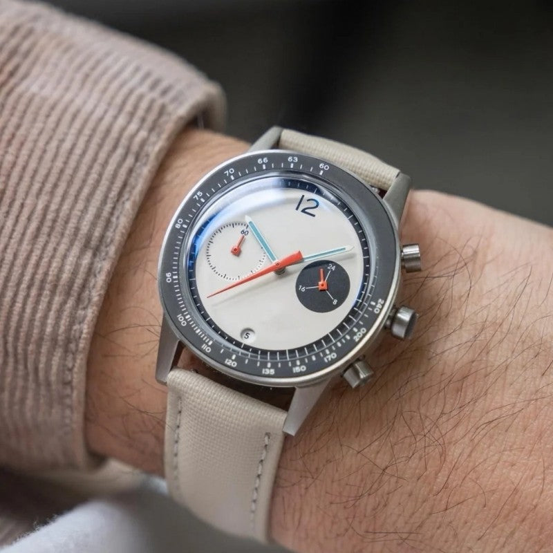 High-end Tritium Men's Watch, New 2025 Model.