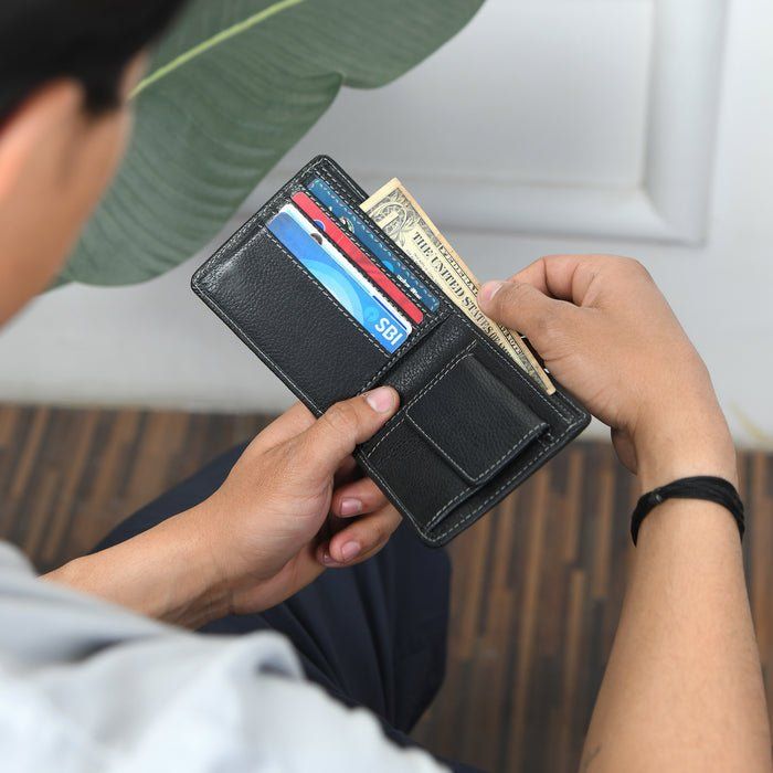 Classic Black Leather Wallet - PhishStones Products