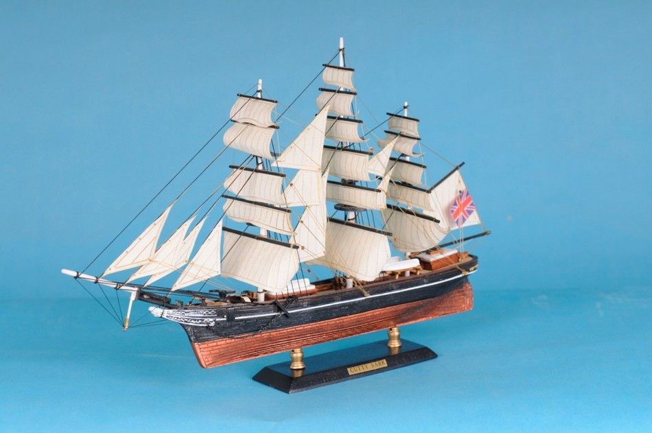 Cutty Sark Limited Tall Model Clipper Ship 15""