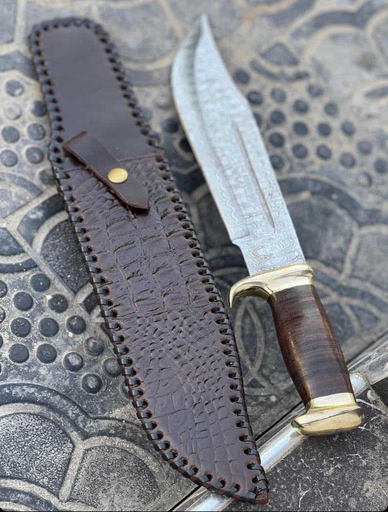 Crocodile Dundee Outback Inspired Knife - Premium Damascus Blade - PhishStones Products