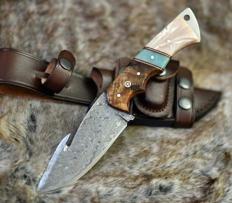 DAMASCUS EVOKE HOOK KNIFE, Rose Wood & TURQUOISE HANDLE Overall 6.25” - PhishStones Products