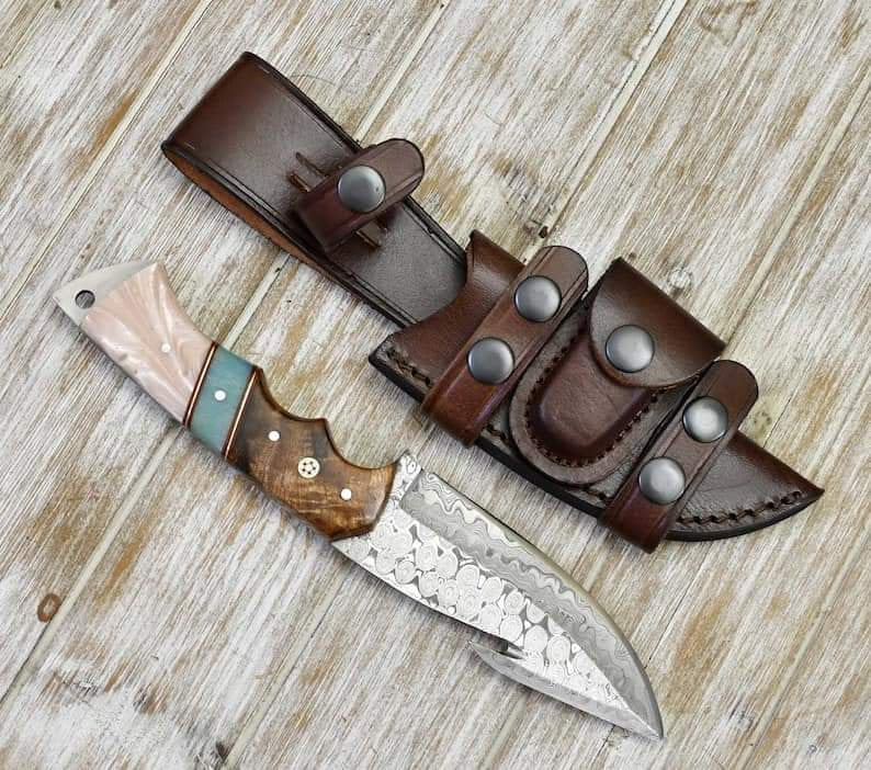 DAMASCUS EVOKE HOOK KNIFE, Rose Wood & TURQUOISE HANDLE Overall 6.25” - PhishStones Products