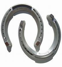 6 HIND QUEEN PLATE RACING PLATES / HERRADURAS QUEEN TRASERAS 6