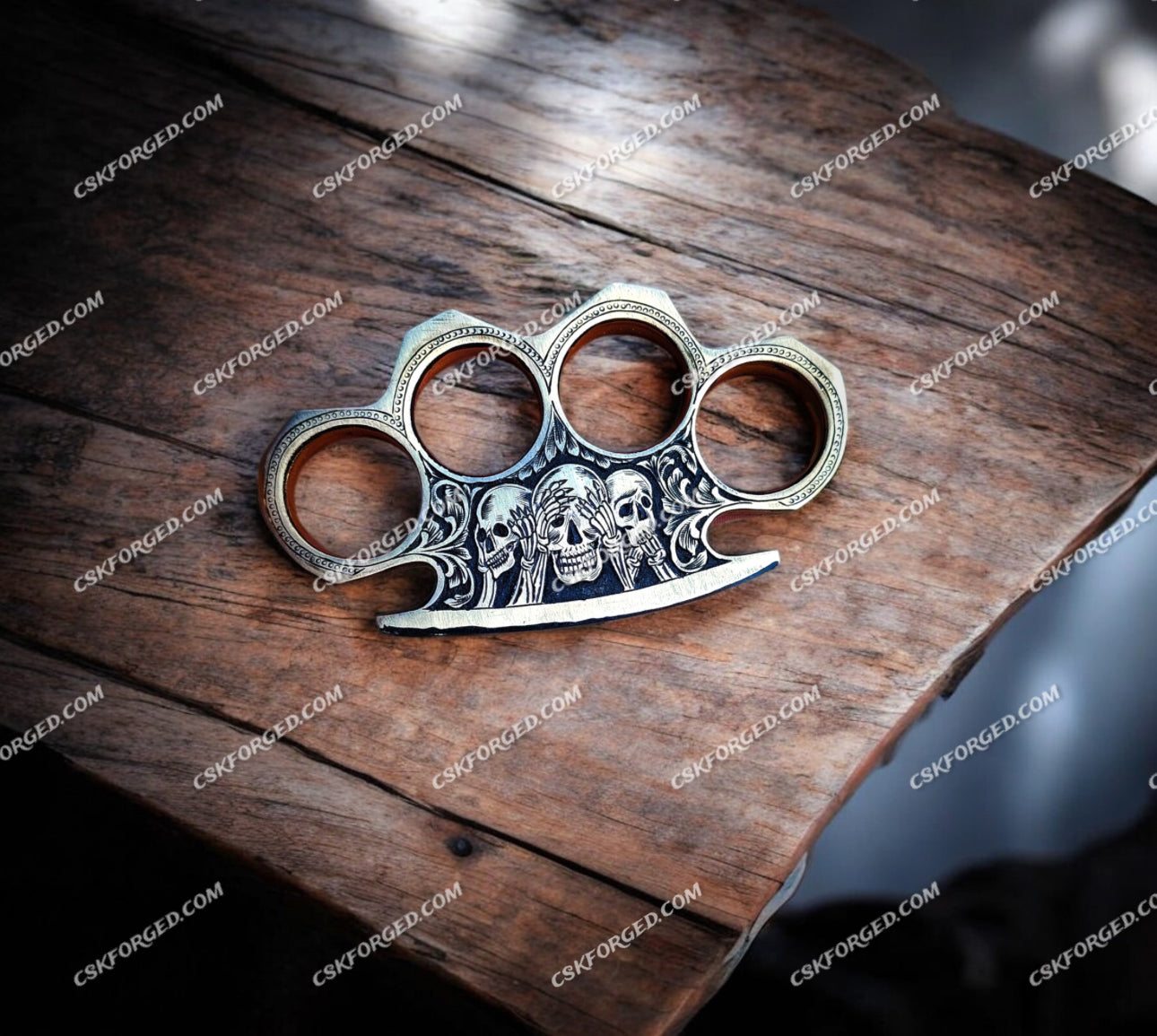 Engraved Skull Brass Knuckle – Gothic Collector’s Piece - PhishStones Products