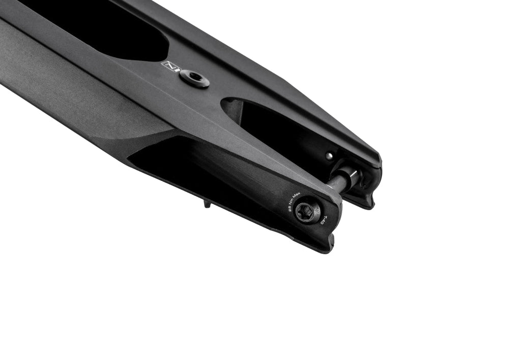 Ethic DTC Pandemonium V2 Scooter Deck 18.1″ (460mm) - Black