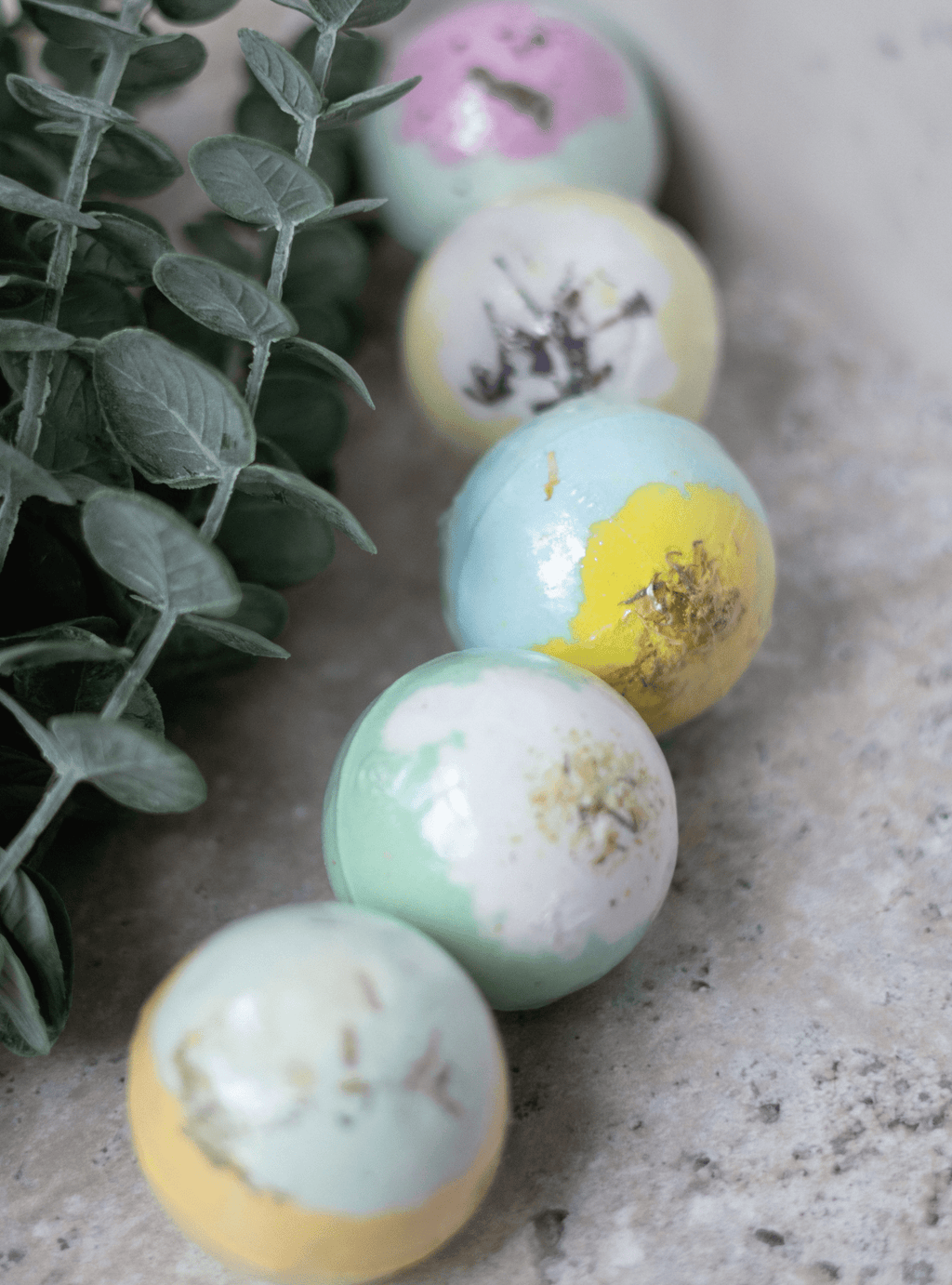 EvolutionUSA Inspire Bath Bombs for Women & Girls – 12 Flower Topped Bath Bombs Girls, Lush Womans Bathbomb Set, Organic Bath Fizzers, Luxury Gift Mothers Day, Birthday, Valentines, Easter or Self Care - PhishStones Products