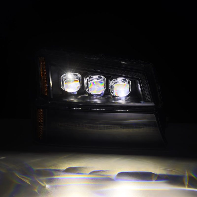 AlphaRex 03-06 Chevy Silverado 1500/2500HD/3500HD/Avalanche Black NOVA LED Proj Headlights 880256 *Discontinued