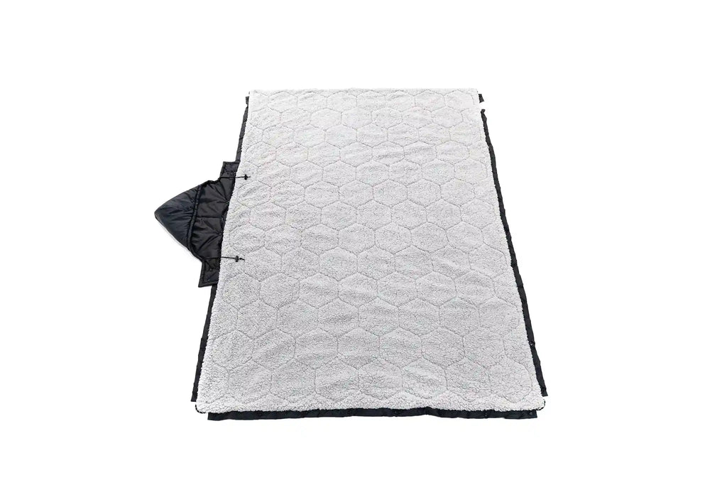 Anywhere Poncho/Puff Blanket