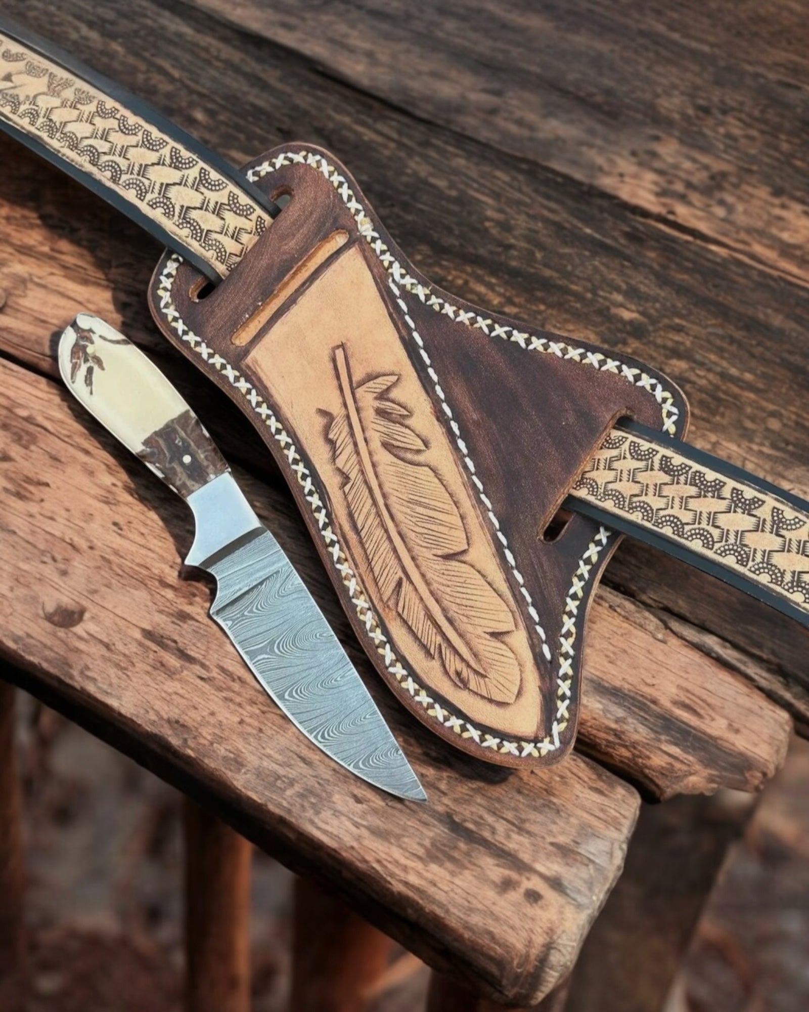 Handmade Damascus Belt Knife – Epoxy Pine Cone Handle - PhishStones Products