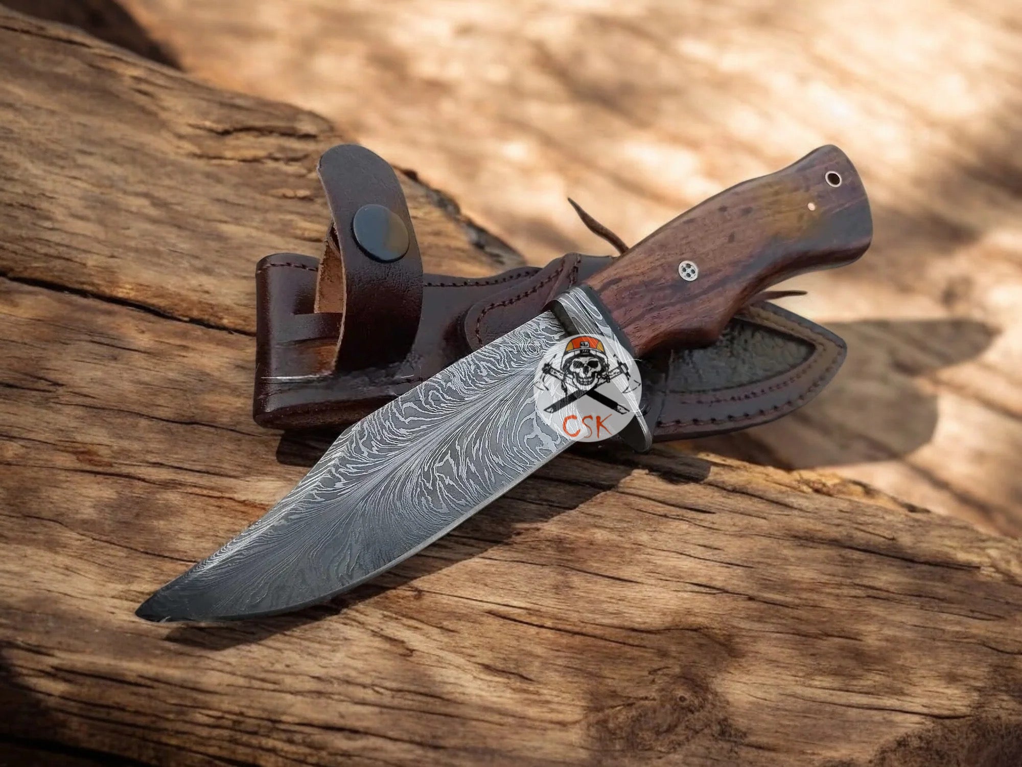 Handmade Damascus Steel Feather Pattern Bobcat Knife - PhishStones Products