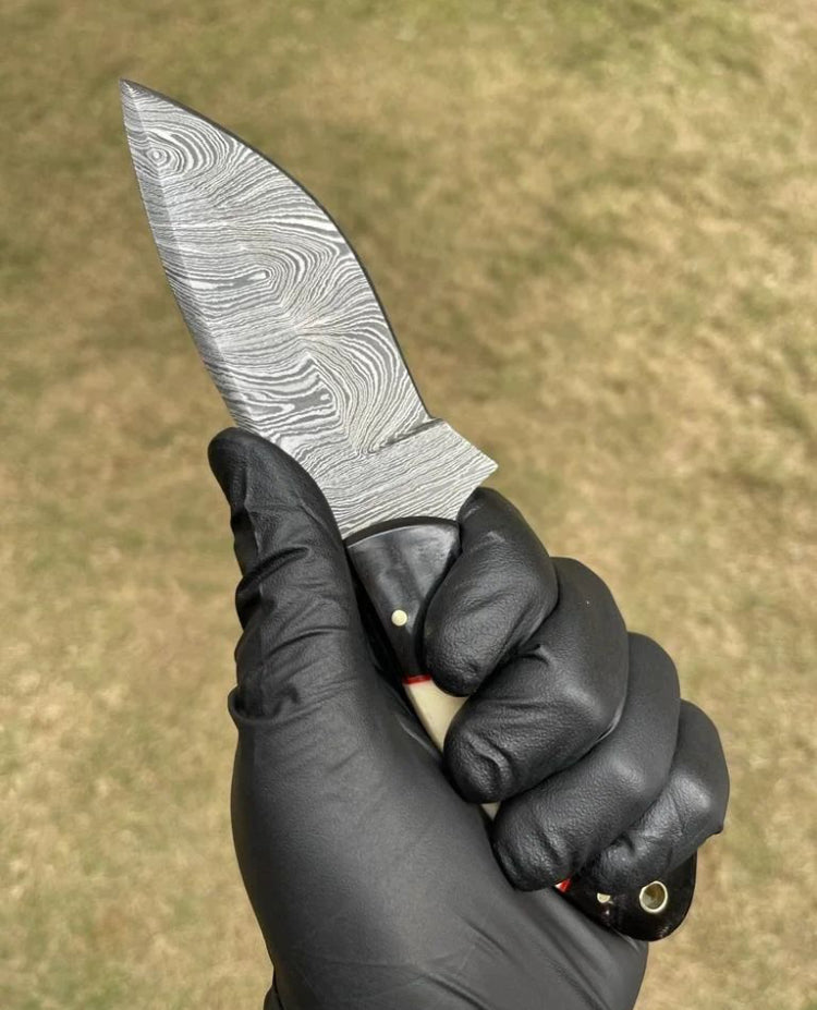 Handmade Damascus Steel Hunting Knife - PhishStones Products
