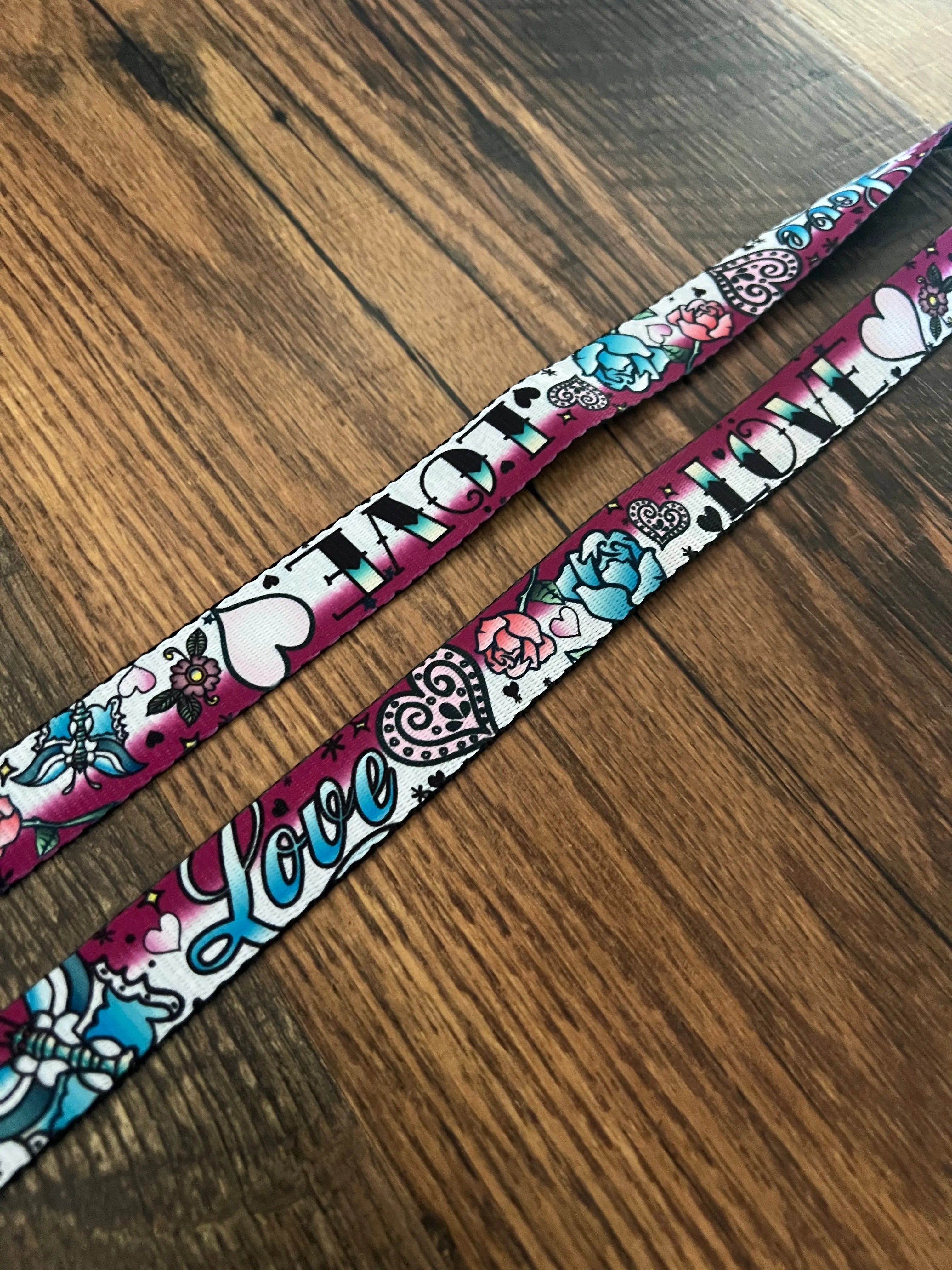 Buckle down Dog Leash - Love Leash 4ft